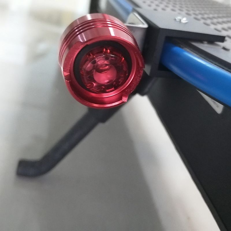 <img-scr-“pack-luces-laterales-rojas-para-scooter-aluminio-newimage-1000x1000.jpg”-alt-“Pack-x-2-luces-laterales-rojas-para-scooter-aleacion-de-aluminio-T25D”>