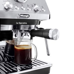 Cafetera Espresso Specialista Arte EC9155.MB De'Longhi 1400w, panel análogo, 3 niveles de temperatura, negro metálico