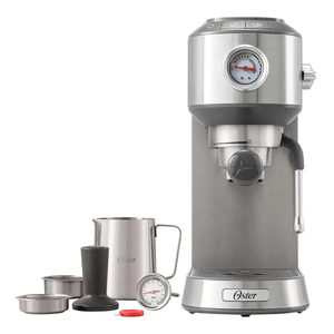 Cafetera Compacta de Espresso Oster BVSTEM7200, capacidad 1000ml, acero