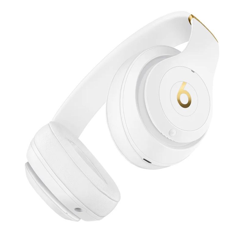 BEATSstudio3WHITE_1