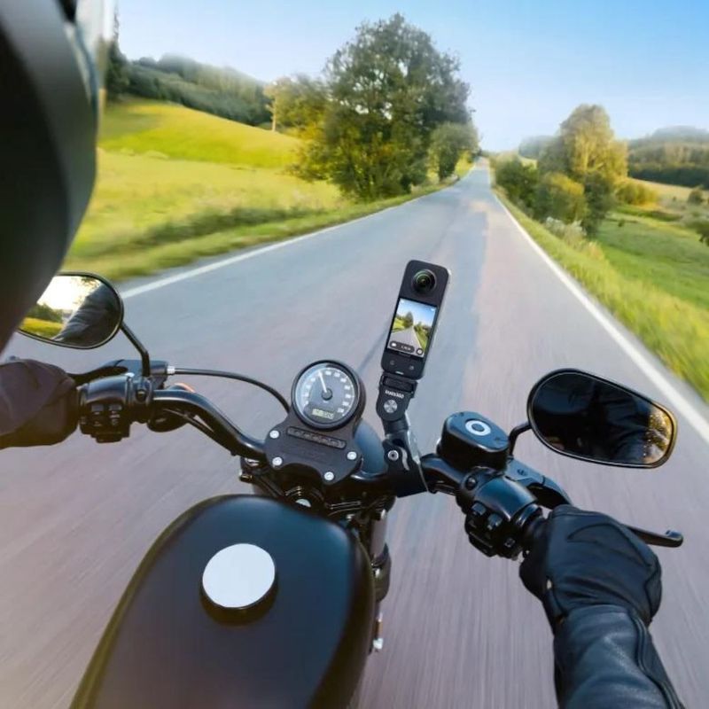 Insta360-Kit-Motero-2023-P1