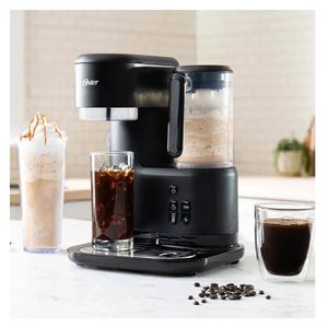 Cafetera frappé con licuadora Oster BVSTDC03B 900W, capacidad 2 tazas, negro