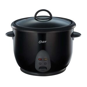Olla arrocera Oster CKSTRC1700B053 700W, 1.8 litros, interior antiadherente, negro