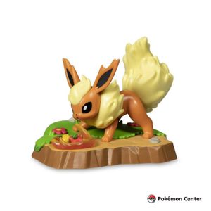 Pokemon Eevee y Sus Amigos Flareon by Funko