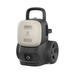 Hidrolavadora Electrolux Expert UltraWash UWS2250 1800 W,  280 l/h, blanco concha