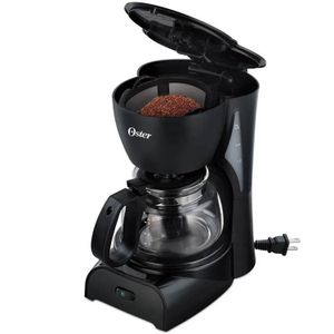 Cafetera Oster BVSTDCDR5B  730w, 4 tazas, jarra de vidrio, filtro permanente, negro
