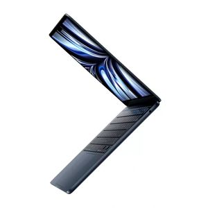 MacBook Air 13.6" Chip M2, GPU de 8 núcleos, 512GB SSD, 24GB RAM, macOS, teclado español, midnight