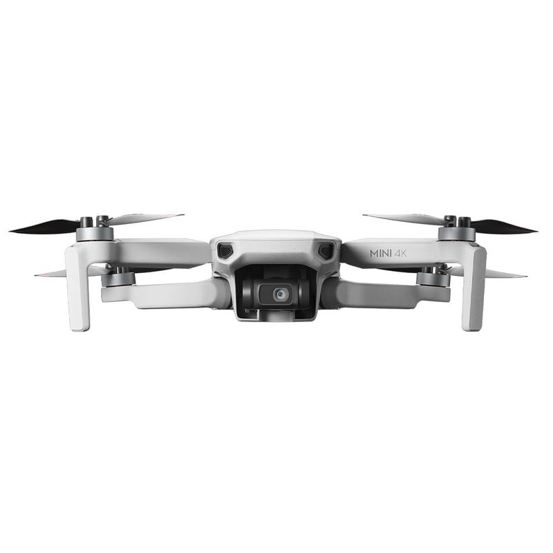 Drone DJI Mini 4K Fly More Combo gris con cámara de 12MP y grabación 4K con sensores frontales y diseño de perfil aerodinámico con hélices extendidas vista frontal fondo blanco