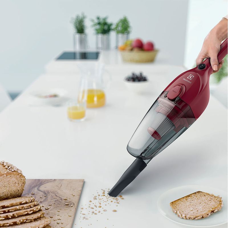 Combo Electrolux tostadora hervidor plancha aspiradora