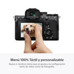 Cámara mirrorless Sony Alpha a7 IV lente 28-70mm negro uso profesional