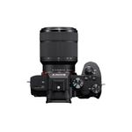 Cámara Sony Alpha a7 III mirrorless lente 28-70mm vista superior