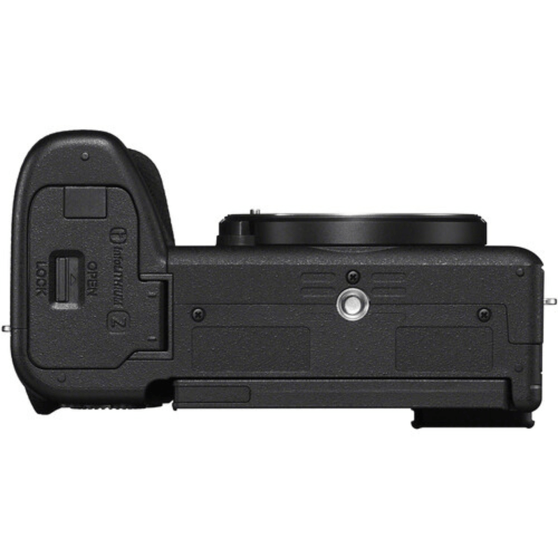 Cámara mirrorless Sony Alpha a6700 26MP video 4K cuerpo solo negro con kit básico vista inferior