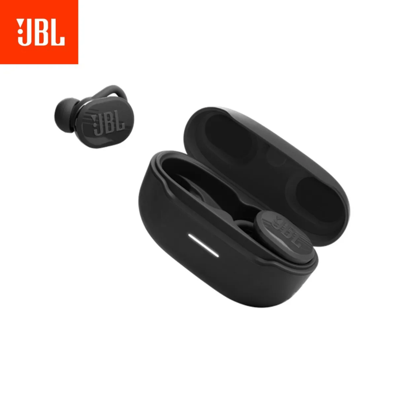 Audífonos bluetooth JBL Endurance Race Extra Bass Negro Frontal-oblicuo con estuche de carga abierto