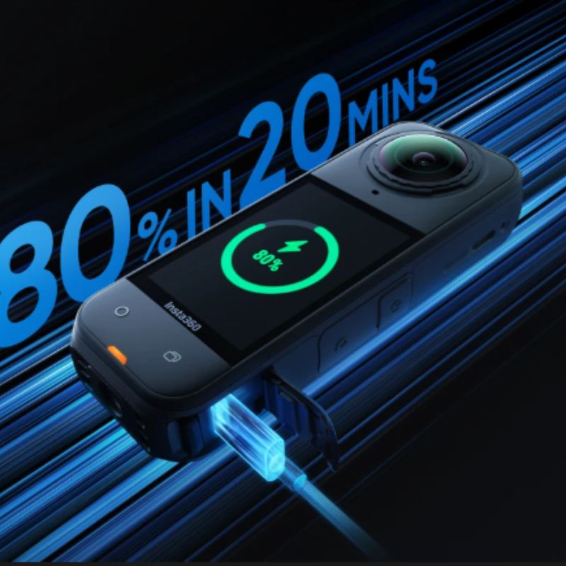 Cámara de acción Insta360 X5 Essential Bundle negro