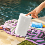 Parlante Sonos Play portátil blanco uso en exteriores