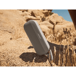Parlante Bose SoundLink Flex II Sandstone uso en exteriores
