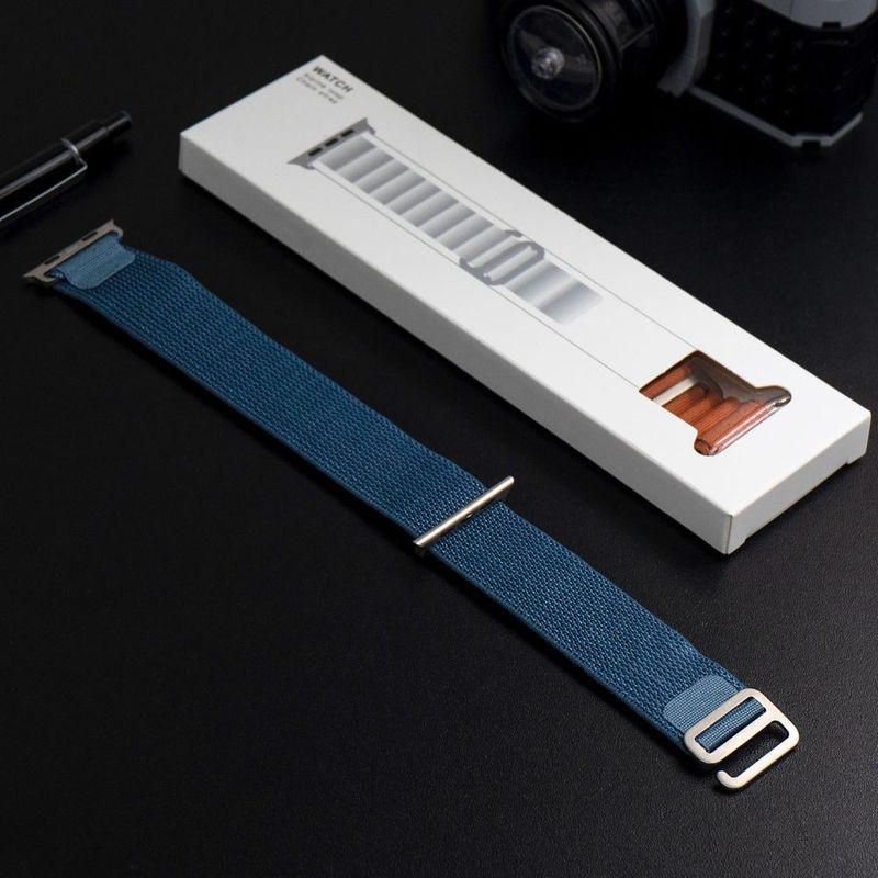 Correa Apple Watch azul claro ajustable