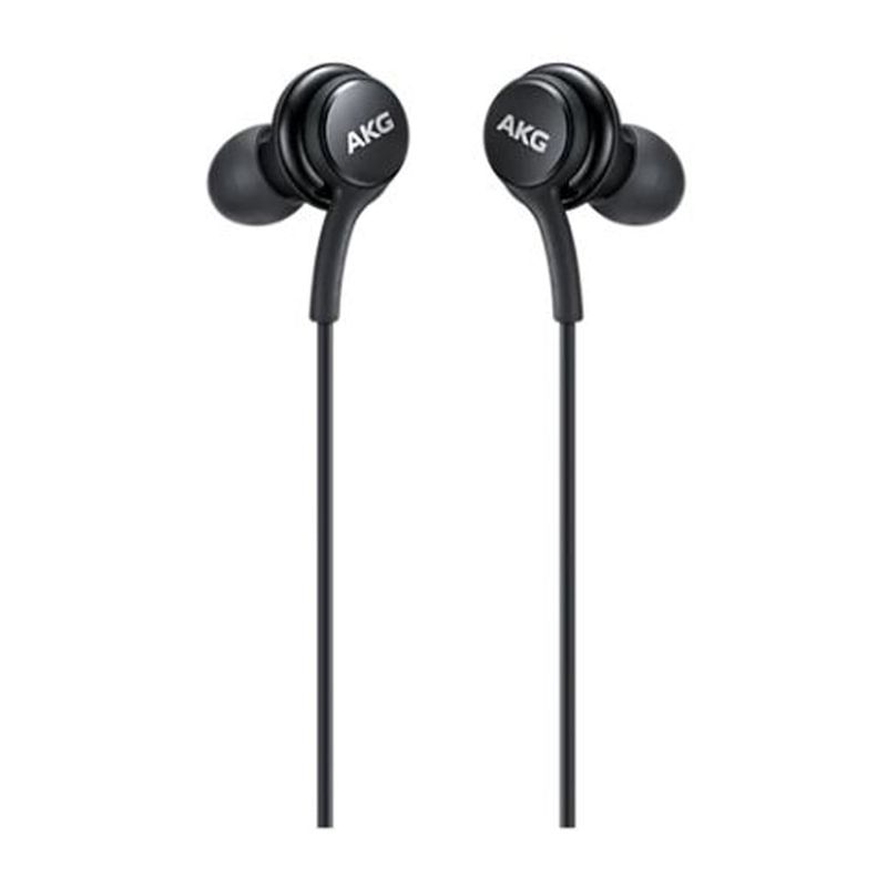 Audífonos Samsung AKG tipo C in ear con micrófono, negro, ángulo frontal oblicuo.