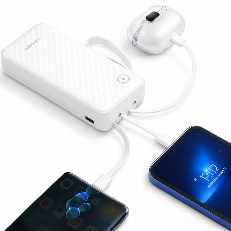 Batería externa Bossmey 10000mAh, 22.5W, 4 cables, blanca uso
