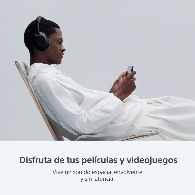 Audífonos Sony WH-1000XM6 negros con cancelación de ruido