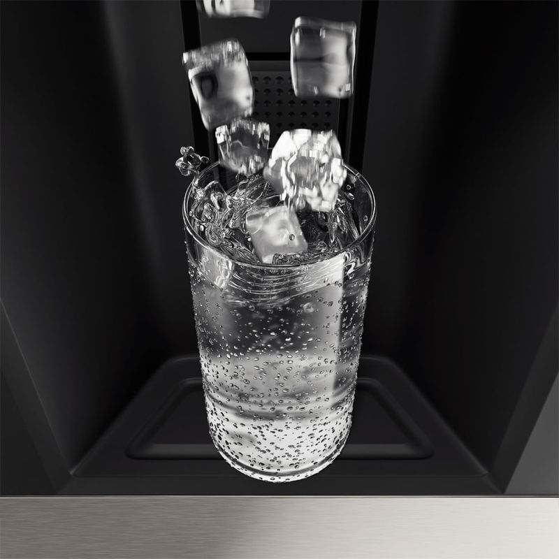 Refrigeradora Electrolux 481L gris con dispensador de agua y hielo