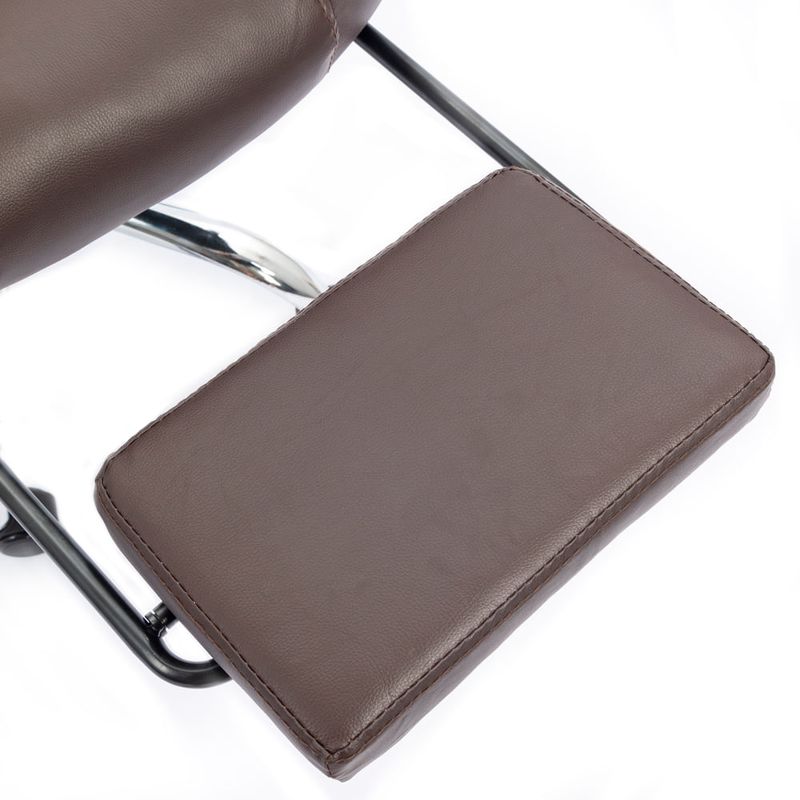 Silla gerencial Sillium reclinable con reposapiés marrón frontal reposapiés