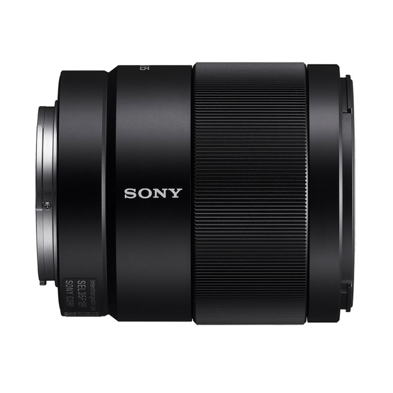 Lente prime gran angular Sony 35 mm F1.8 Full Frame lateral