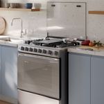 Cocina Electrolux 6 hornillas 76 cm VaporBake inox contexto