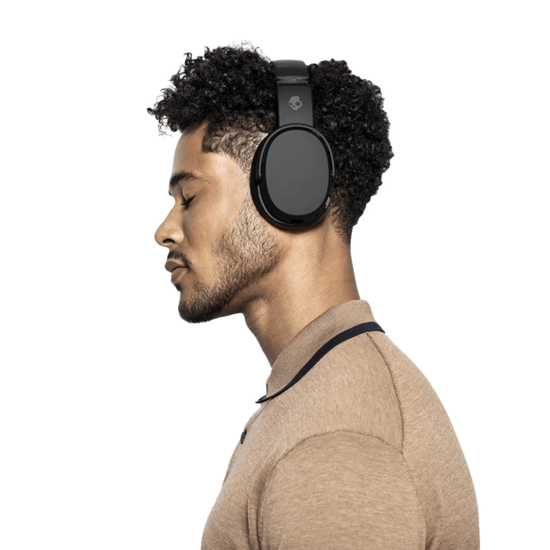 Audífonos Skullcandy Crusher Wireless 50 h y lentes Bold uso