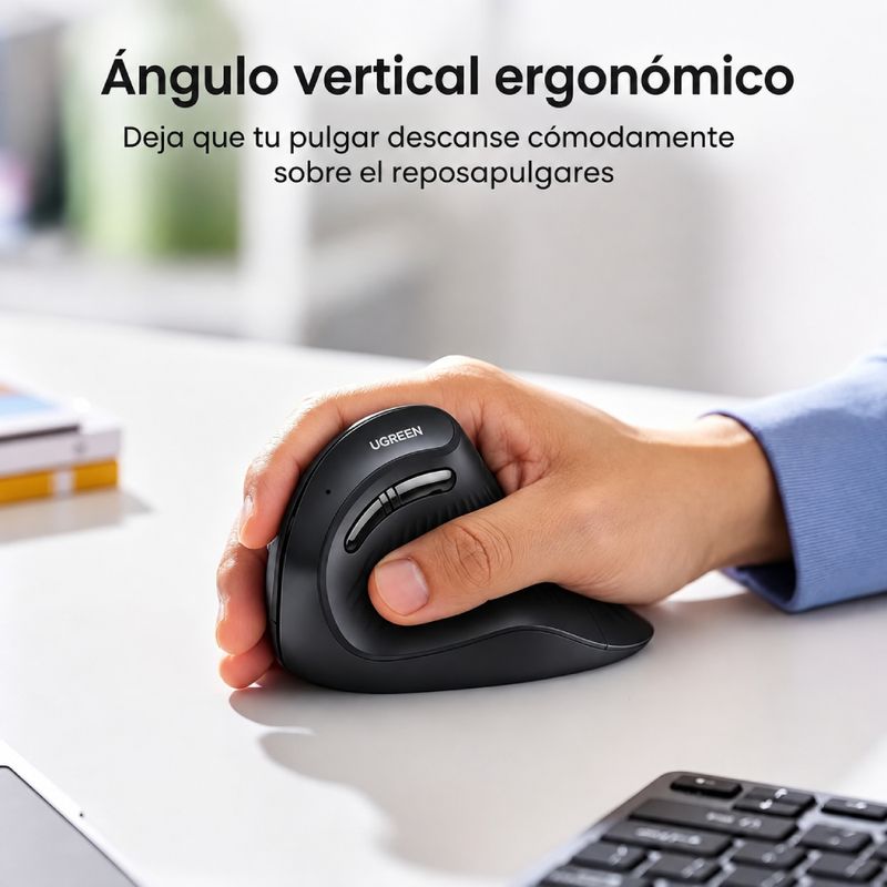 Mouse vertical Ugreen bluetooth y receptor USB 4000 DPI negro ángulo vertical