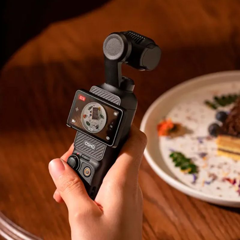 Cámara de acción DJI Osmo Pocket 3 4K 9.4MP pantalla táctil 2" ambiente